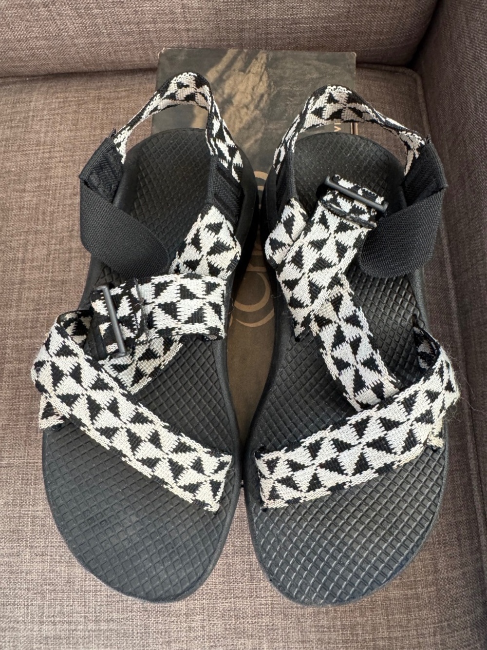 Chaco Womens Mega Z Cloud Sandals BARRED B&W Sz 6